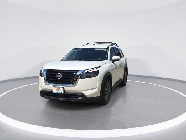 2024 Nissan Pathfinder SV FWD