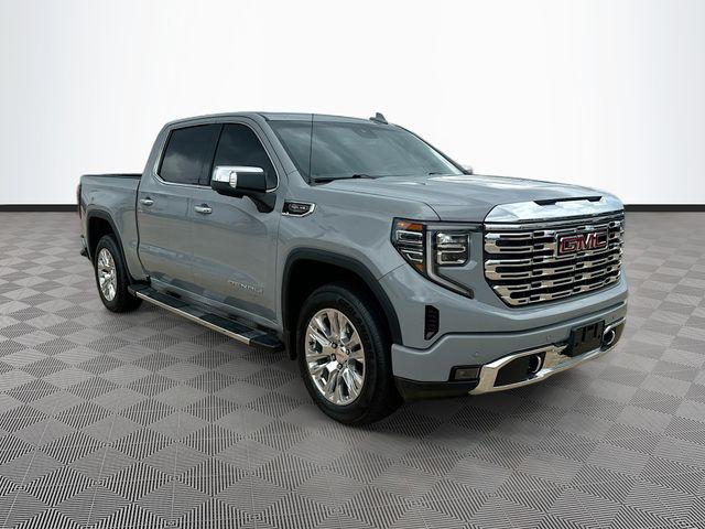 2025 GMC Sierra 4WD Crew Cab Short Box Denali's photo