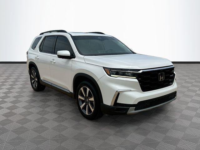 2023 Honda Pilot Elite AWD's photo
