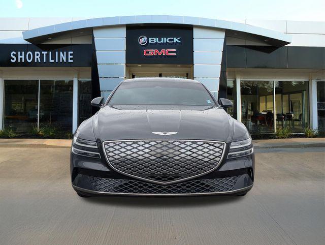 2023 Genesis G80 Base