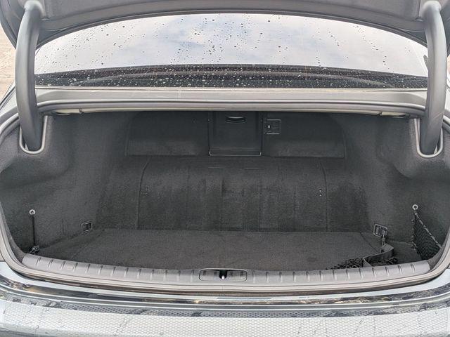 2023 Genesis G80 Base