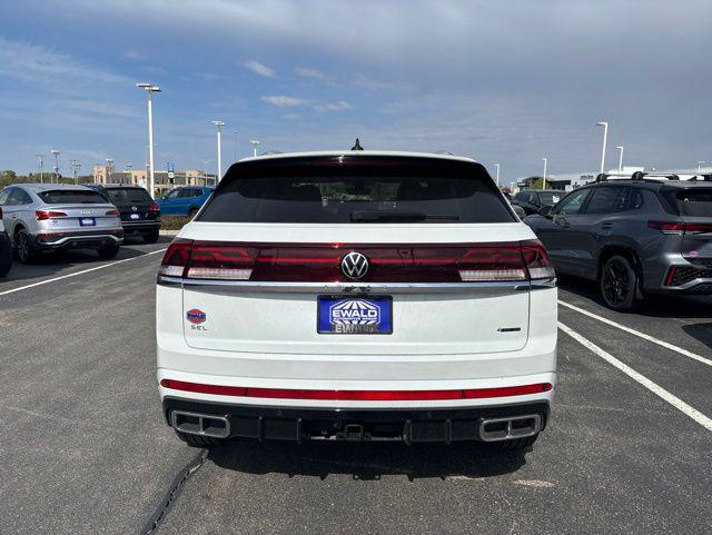 2026 Volkswagen Atlas Cross Sport SEL Premium R-Line
