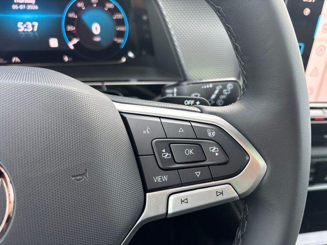 2026 Volkswagen Atlas Cross Sport SEL Premium R-Line