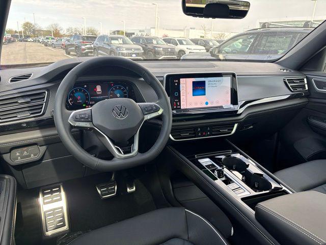 2026 Volkswagen Atlas Cross Sport SEL Premium R-Line