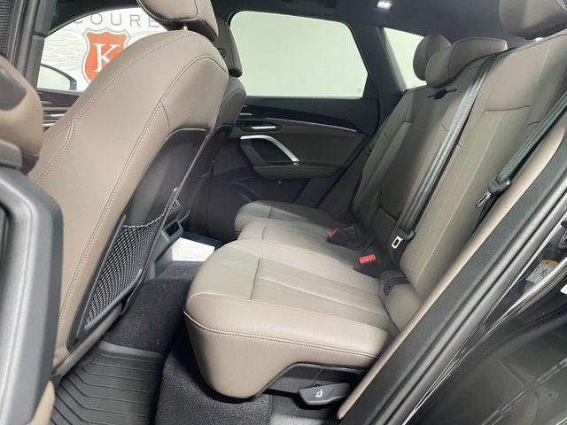 2026 Audi Q5 Premium Plus TFSI quattro S tronic