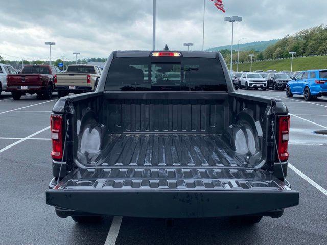 2025 Ram 1500 Tradesman Crew Cab 4x4 5'7" Box