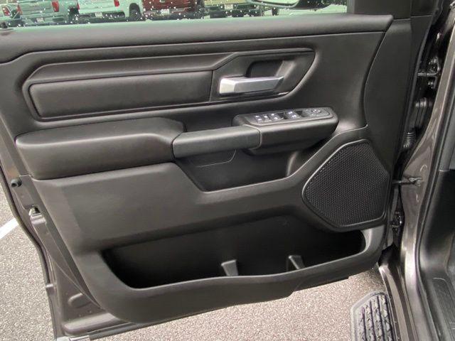 2025 Ram 1500 Tradesman Crew Cab 4x4 5'7" Box