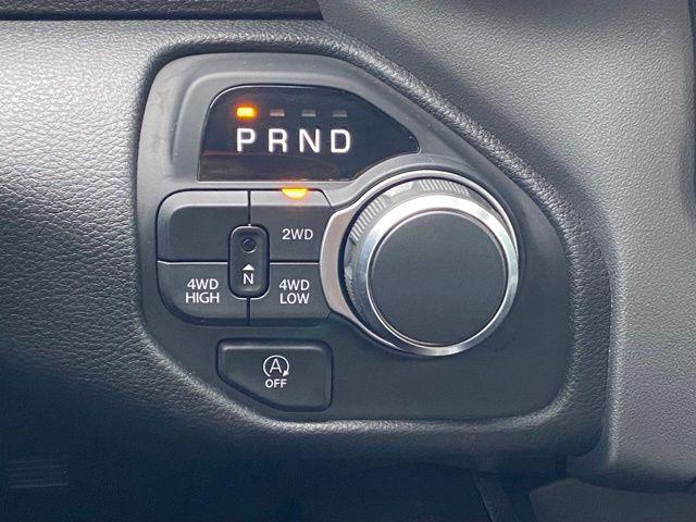 2025 Ram 1500 Tradesman Crew Cab 4x4 5'7" Box