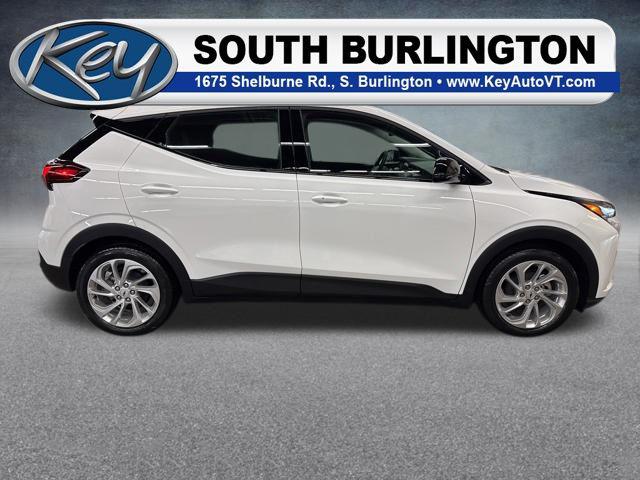 2027 Chevrolet Bolt LT FWD