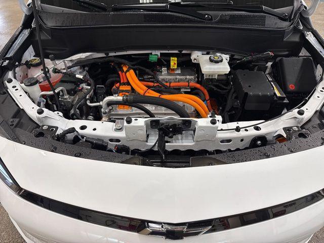 2027 Chevrolet Bolt LT FWD