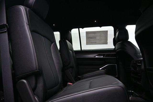 2026 Jeep Grand Wagoneer Limited Altitude 4x4
