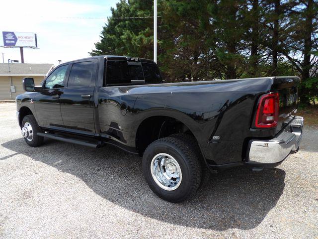 2026 Ram 3500 Tradesman Crew Cab 4x4 8' Box