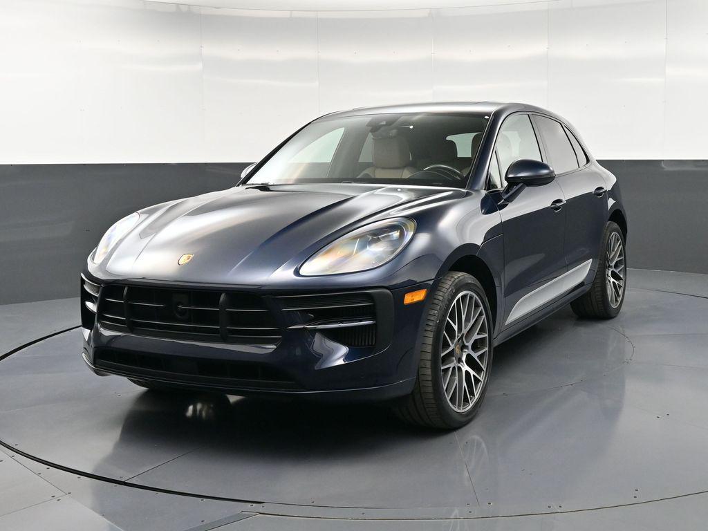 /2020 Porsche Macan