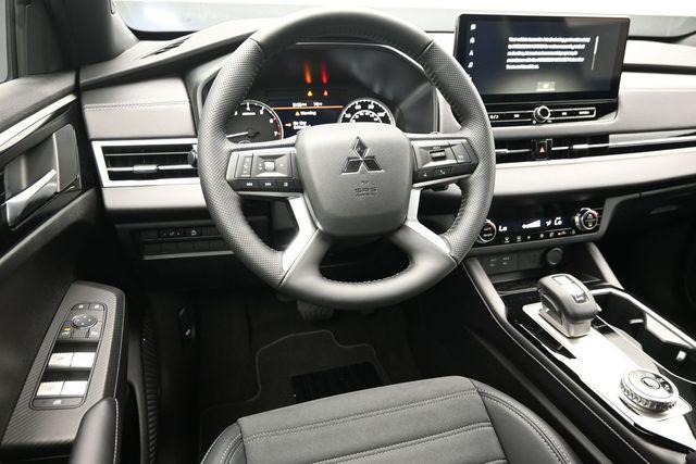2026 Mitsubishi Outlander LE 1.5T 2WD