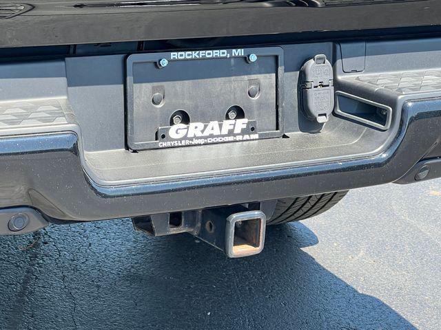 2022 Ram 1500 Big Horn Crew Cab 4x4 57 Box