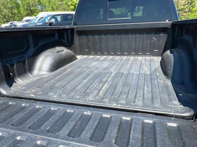2022 Ram 1500 Big Horn Crew Cab 4x4 57 Box