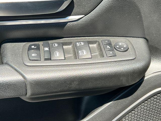 2022 Ram 1500 Big Horn Crew Cab 4x4 57 Box