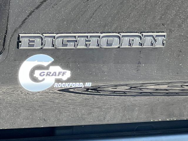 2022 Ram 1500 Big Horn Crew Cab 4x4 57 Box