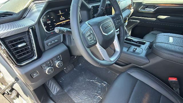 2026 GMC Sierra 2500HD Crew Cab, Standard Bed, Denali, 4WD