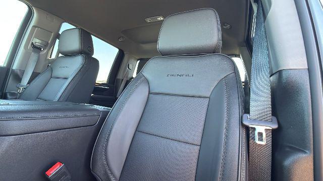 2026 GMC Sierra 2500HD Crew Cab, Standard Bed, Denali, 4WD