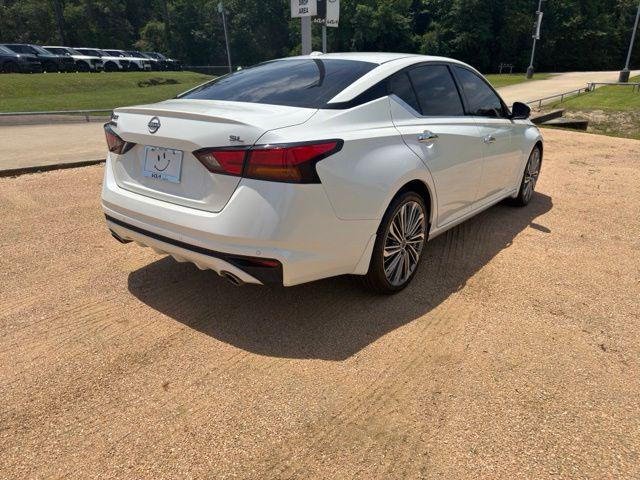 2024 Nissan Altima SL FWD