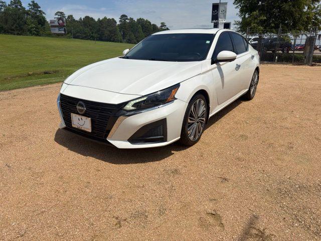 2024 Nissan Altima SL FWD