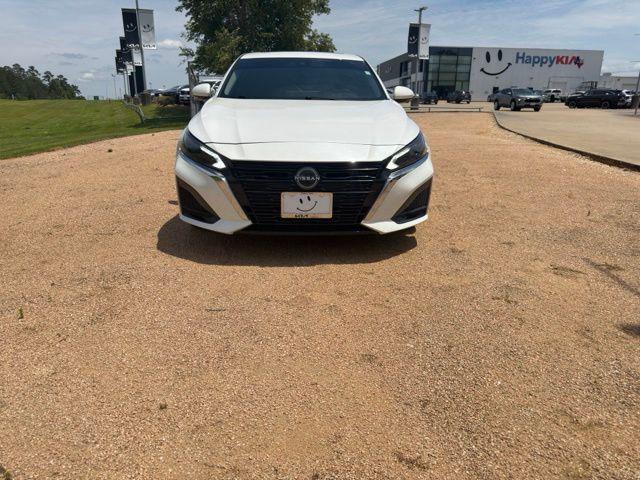 2024 Nissan Altima SL FWD