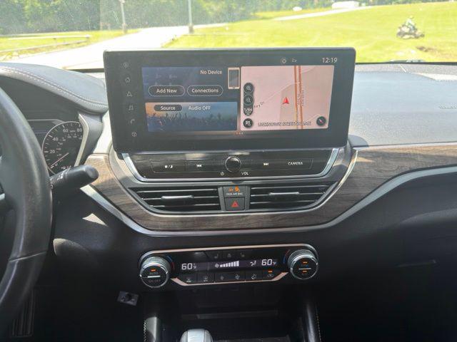 2024 Nissan Altima SL FWD