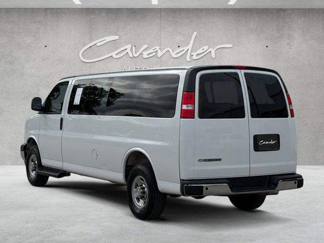2025 Chevrolet Express Passenger RWD 3500 Extended Wheelbase LT