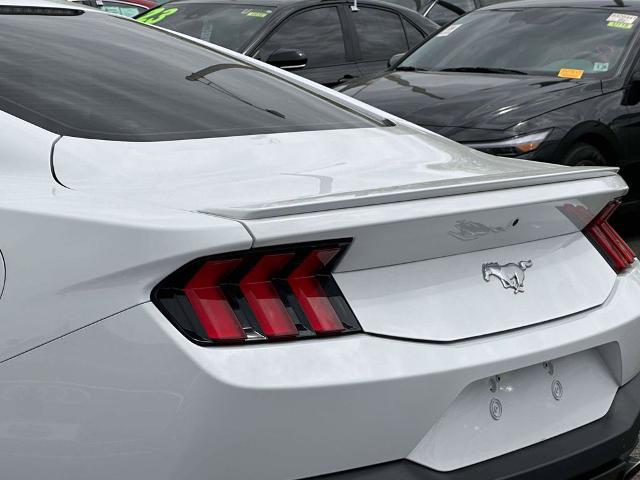 2024 Ford Mustang EcoBoost Premium Fastback