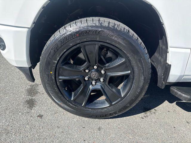 2020 Ram 1500 Big Horn Crew Cab 4x4 5'7" Box