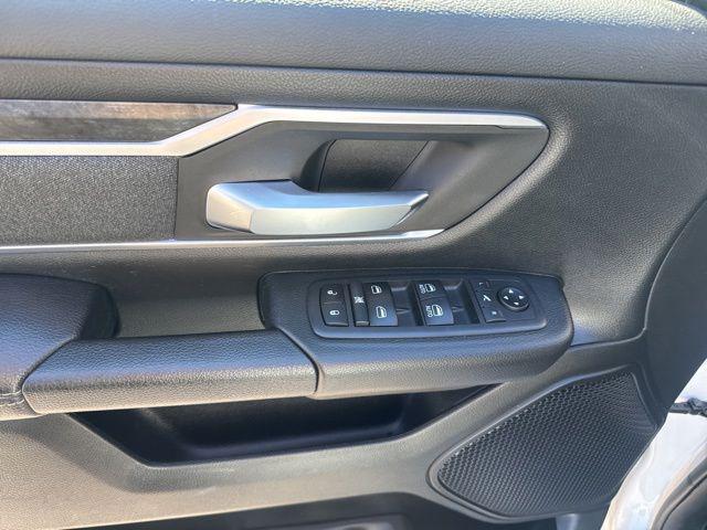 2020 Ram 1500 Big Horn Crew Cab 4x4 5'7" Box