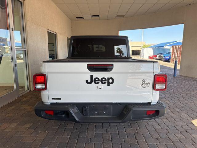 2022 Jeep Gladiator Sport