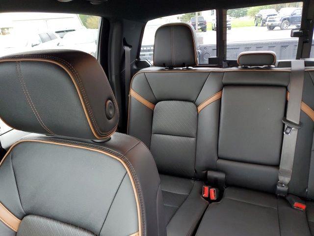 2023 GMC Canyon 4WD Crew Cab Short Box AT4