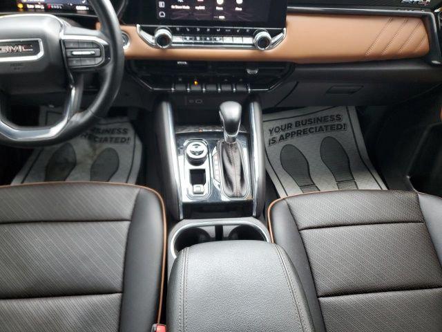 2023 GMC Canyon 4WD Crew Cab Short Box AT4