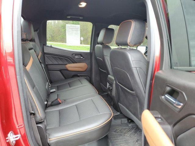 2023 GMC Canyon 4WD Crew Cab Short Box AT4