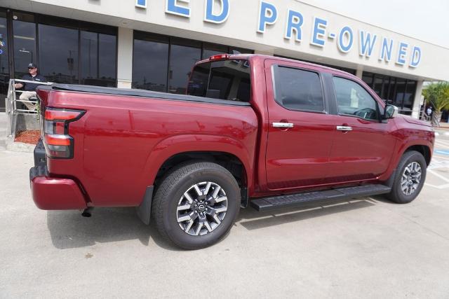 2024 Nissan Frontier Crew Cab SL 4x2