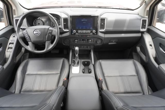 2024 Nissan Frontier Crew Cab SL 4x2