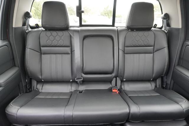 2024 Nissan Frontier Crew Cab SL 4x2