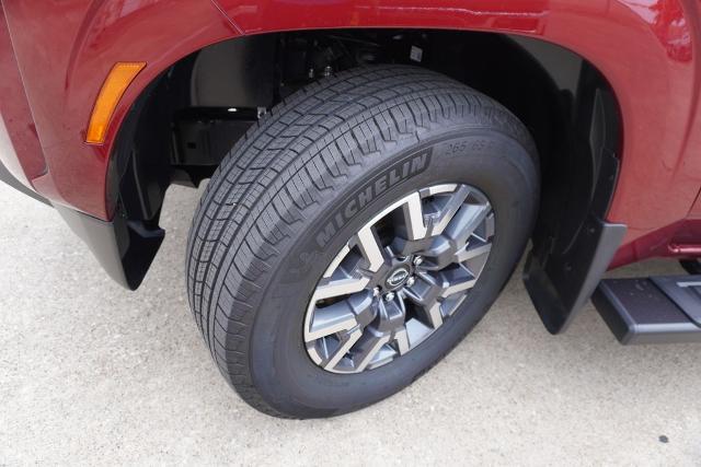 2024 Nissan Frontier Crew Cab SL 4x2