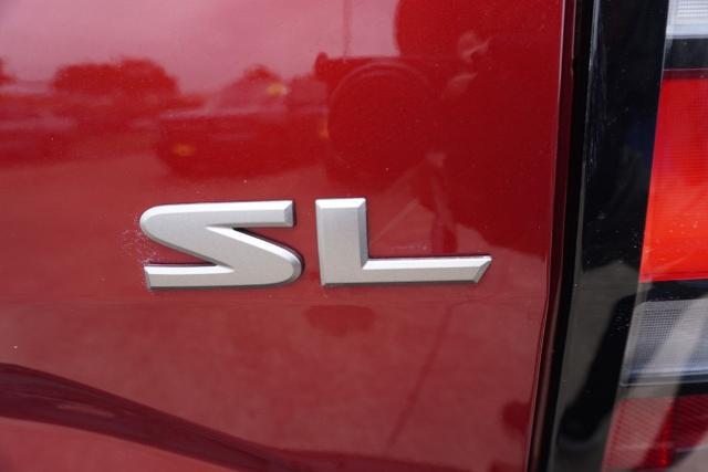 2024 Nissan Frontier Crew Cab SL 4x2