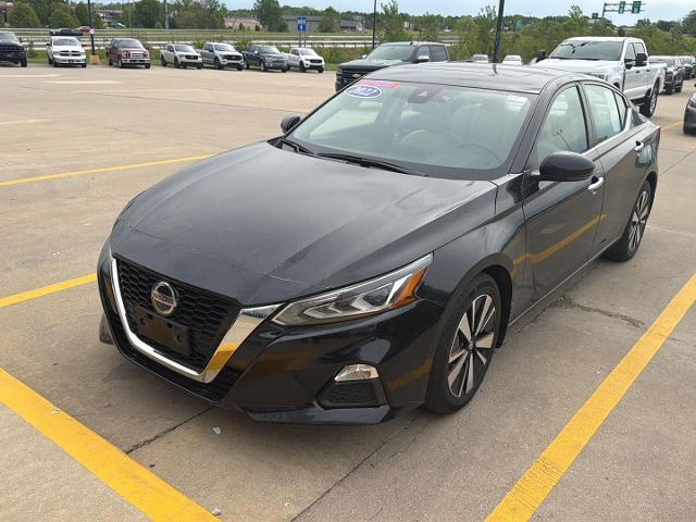 2022 Nissan Altima SV FWD