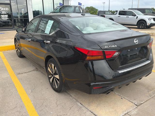2022 Nissan Altima SV FWD