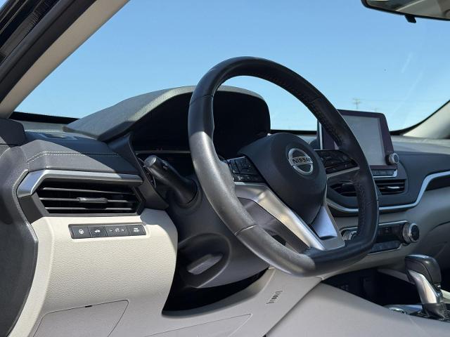 2022 Nissan Altima SV FWD