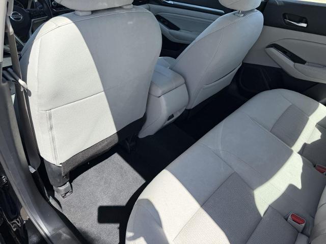 2022 Nissan Altima SV FWD