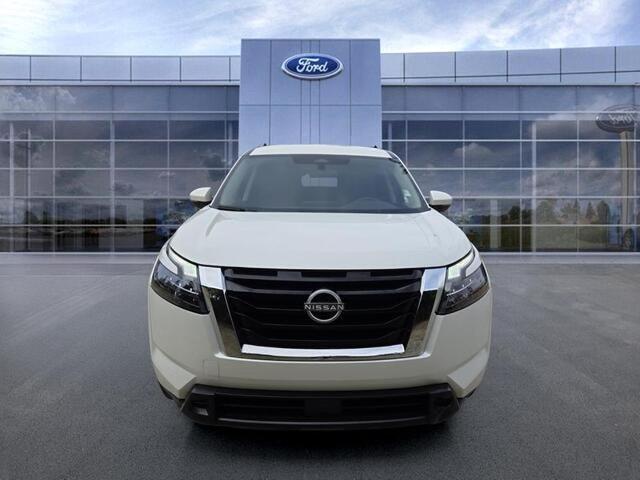 2024 Nissan Pathfinder SV FWD