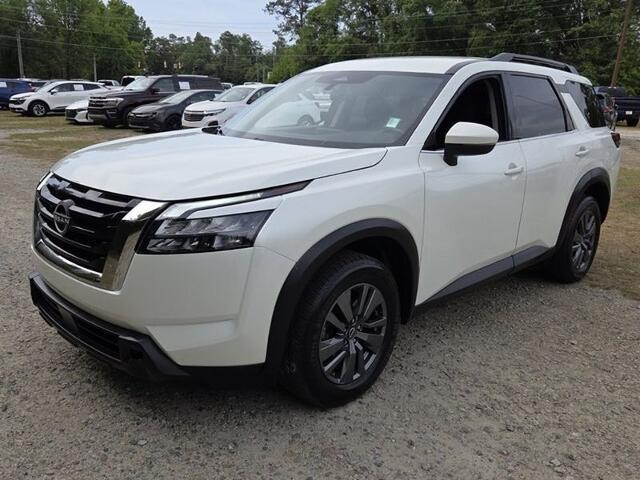 2024 Nissan Pathfinder SV FWD