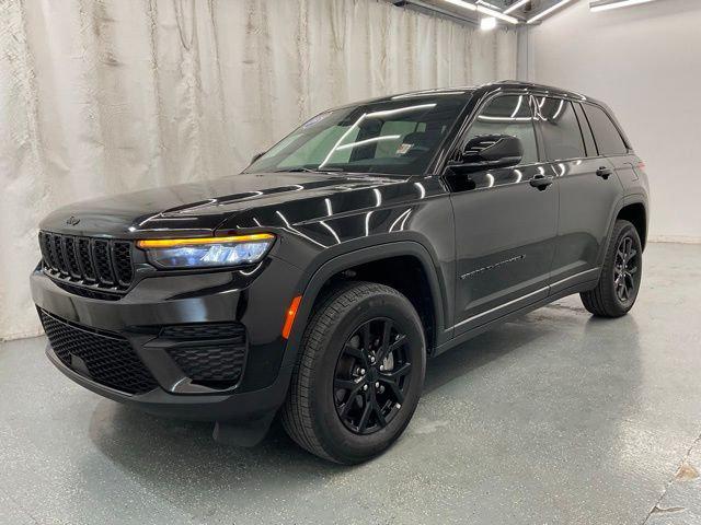 2025 Jeep Grand Cherokee Altitude 4x4
