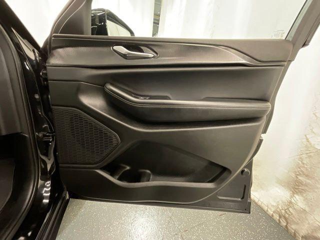 2025 Jeep Grand Cherokee Altitude 4x4