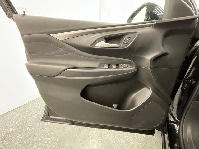 2025 Buick NV Sport Touring FWD